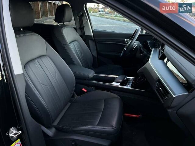 Чорний Ауді E-Tron, об'ємом двигуна 0 л та пробігом 130 тис. км за 27900 $, фото 25 на Automoto.ua