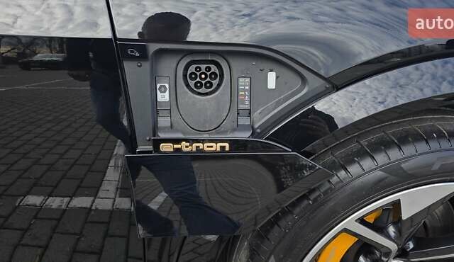 Черный Ауди E-Tron, объемом двигателя 0 л и пробегом 54 тыс. км за 43500 $, фото 49 на Automoto.ua