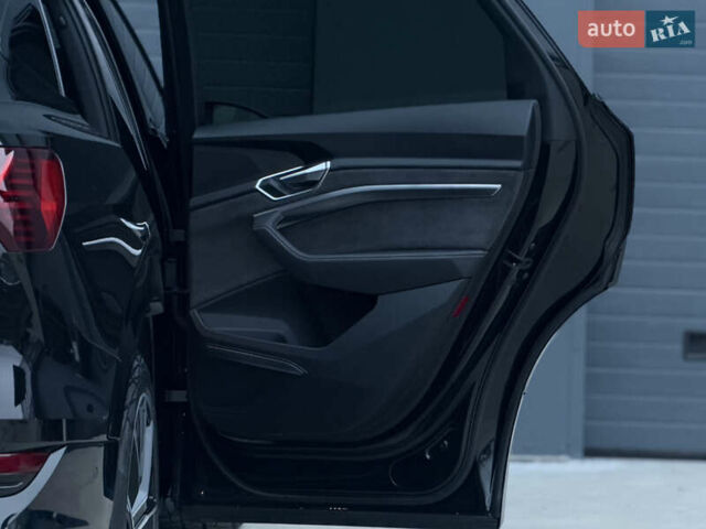 Чорний Ауді E-Tron, об'ємом двигуна 0 л та пробігом 84 тис. км за 36000 $, фото 40 на Automoto.ua