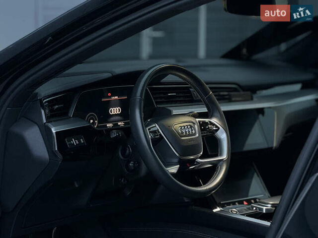 Чорний Ауді E-Tron, об'ємом двигуна 0 л та пробігом 84 тис. км за 36000 $, фото 41 на Automoto.ua