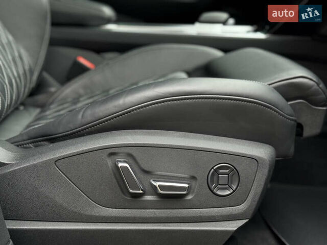 Черный Ауди E-Tron, объемом двигателя 0 л и пробегом 63 тыс. км за 44999 $, фото 37 на Automoto.ua