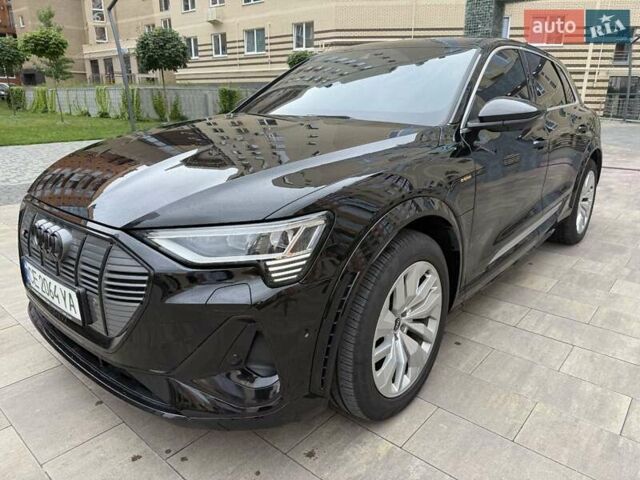 Черный Ауди E-Tron, объемом двигателя 0 л и пробегом 30 тыс. км за 45000 $, фото 5 на Automoto.ua
