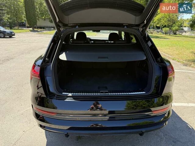 Черный Ауди E-Tron, объемом двигателя 0 л и пробегом 23 тыс. км за 38999 $, фото 46 на Automoto.ua