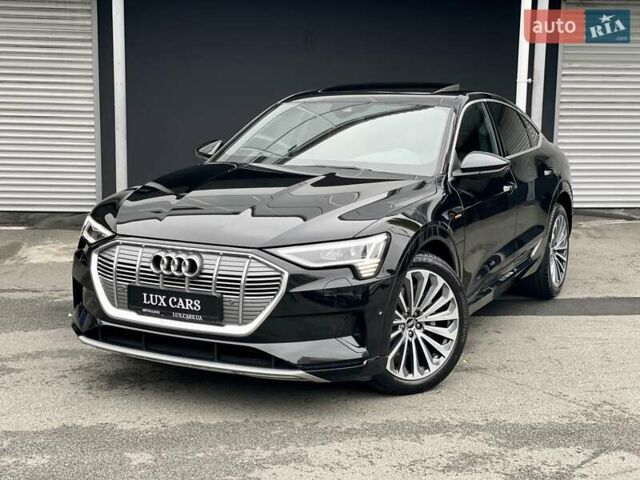 Черный Ауди E-Tron, объемом двигателя 0 л и пробегом 66 тыс. км за 41900 $, фото 12 на Automoto.ua