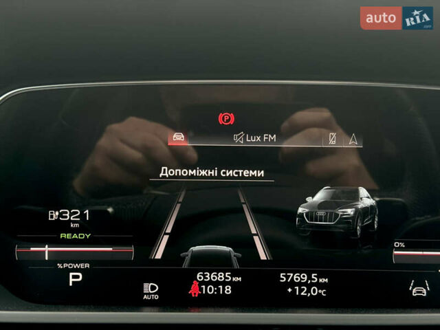 Черный Ауди E-Tron, объемом двигателя 0 л и пробегом 63 тыс. км за 44999 $, фото 41 на Automoto.ua