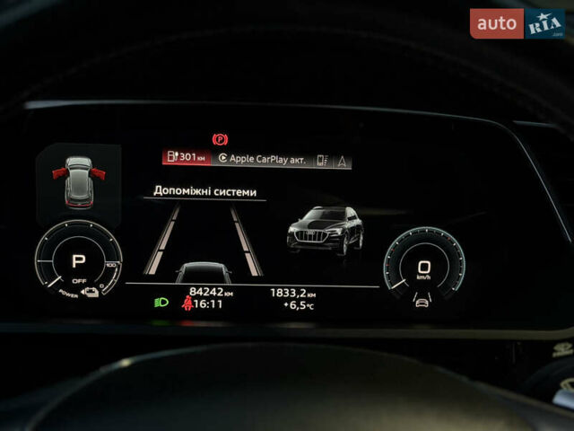 Чорний Ауді E-Tron, об'ємом двигуна 0 л та пробігом 84 тис. км за 36000 $, фото 56 на Automoto.ua