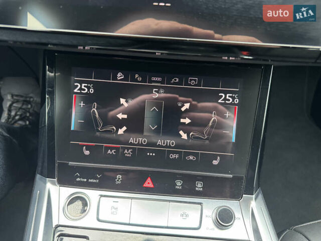 Чорний Ауді E-Tron, об'ємом двигуна 0 л та пробігом 190 тис. км за 24199 $, фото 47 на Automoto.ua