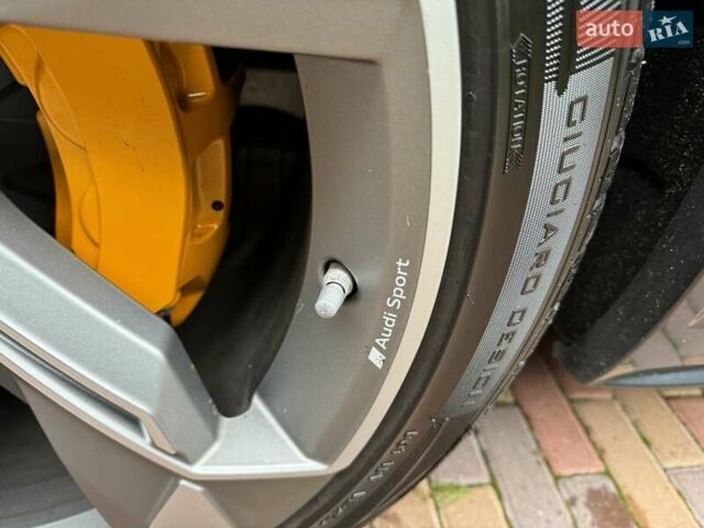 Чорний Ауді E-Tron, об'ємом двигуна 0 л та пробігом 58 тис. км за 42999 $, фото 19 на Automoto.ua