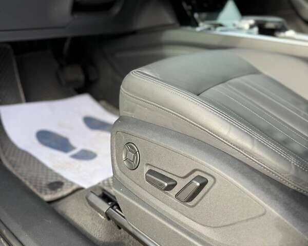 Чорний Ауді E-Tron, об'ємом двигуна 0 л та пробігом 34 тис. км за 28999 $, фото 13 на Automoto.ua