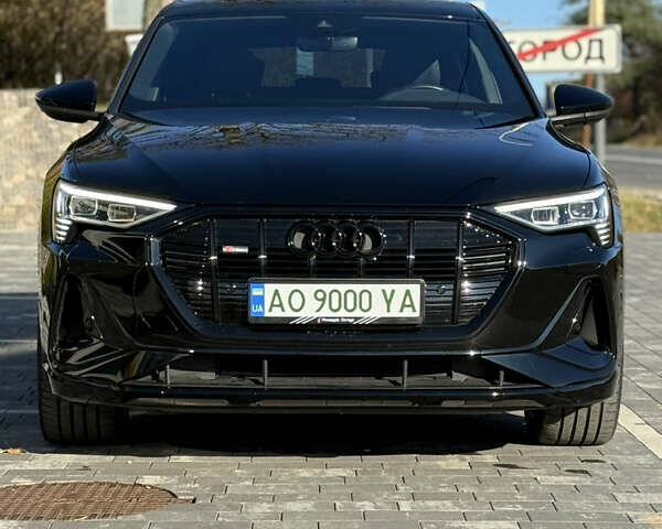 Черный Ауди E-Tron, объемом двигателя 0 л и пробегом 43 тыс. км за 29900 $, фото 2 на Automoto.ua