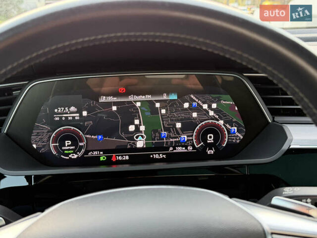 Черный Ауди E-Tron, объемом двигателя 0 л и пробегом 71 тыс. км за 38470 $, фото 53 на Automoto.ua