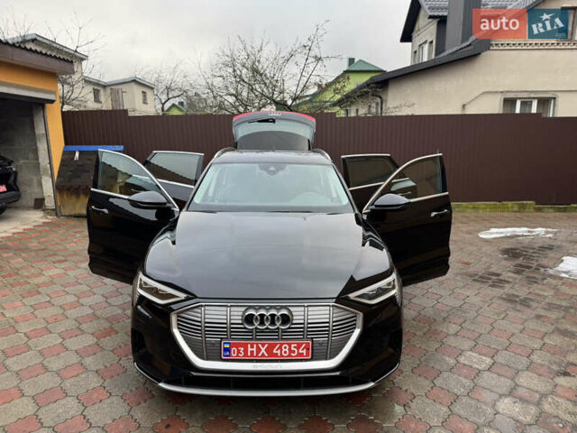Чорний Ауді E-Tron, об'ємом двигуна 0 л та пробігом 190 тис. км за 24199 $, фото 26 на Automoto.ua
