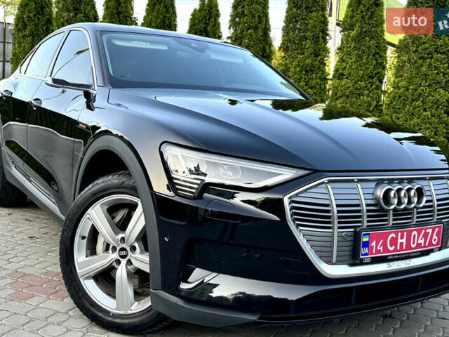 Черный Ауди E-Tron, объемом двигателя 0 л и пробегом 82 тыс. км за 37777 $, фото 23 на Automoto.ua