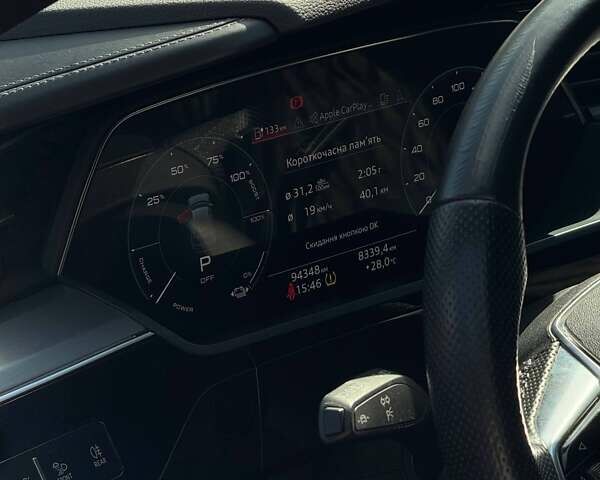 Черный Ауди E-Tron, объемом двигателя 0 л и пробегом 94 тыс. км за 44500 $, фото 15 на Automoto.ua