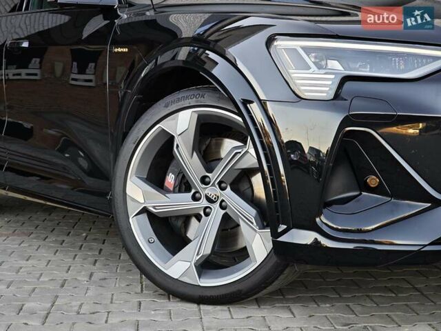 Чорний Ауді E-Tron, об'ємом двигуна 0 л та пробігом 34 тис. км за 49499 $, фото 16 на Automoto.ua