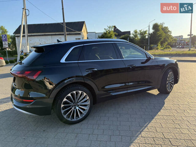 Черный Ауди E-Tron, объемом двигателя 0 л и пробегом 35 тыс. км за 41338 $, фото 15 на Automoto.ua