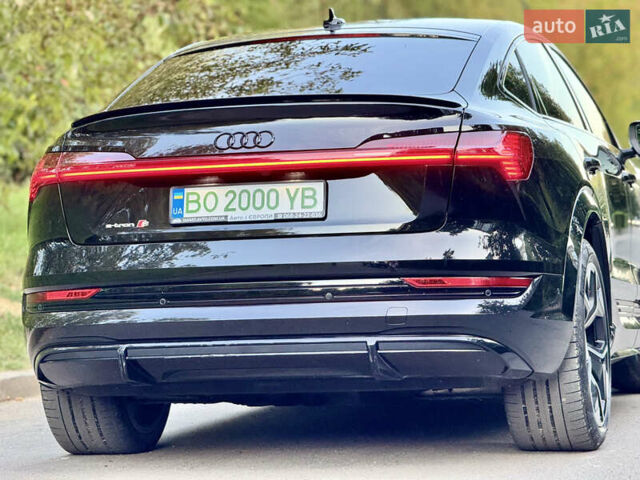 Чорний Ауді E-Tron, об'ємом двигуна 0 л та пробігом 79 тис. км за 44200 $, фото 20 на Automoto.ua