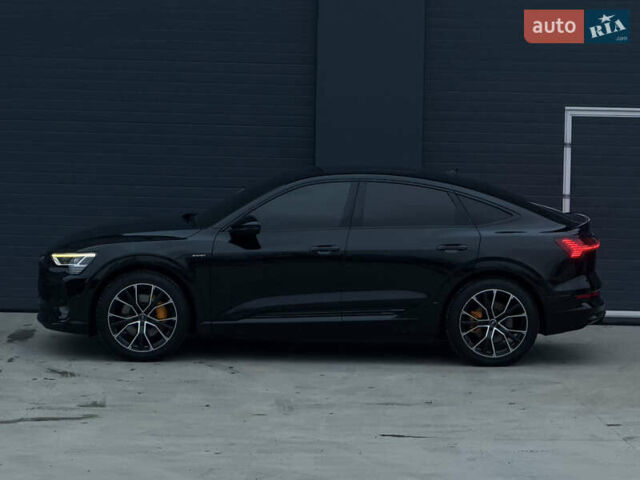 Чорний Ауді E-Tron, об'ємом двигуна 0 л та пробігом 84 тис. км за 36000 $, фото 17 на Automoto.ua