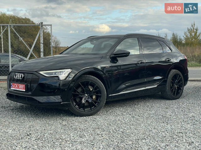 Чорний Ауді E-Tron, об'ємом двигуна 0 л та пробігом 70 тис. км за 39999 $, фото 6 на Automoto.ua