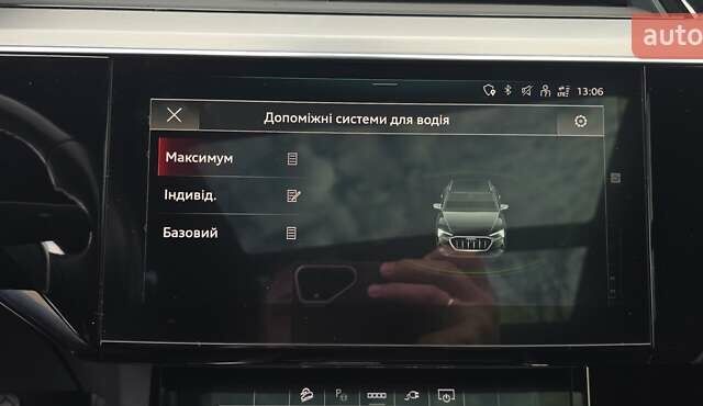 Черный Ауди E-Tron, объемом двигателя 0 л и пробегом 54 тыс. км за 43500 $, фото 108 на Automoto.ua