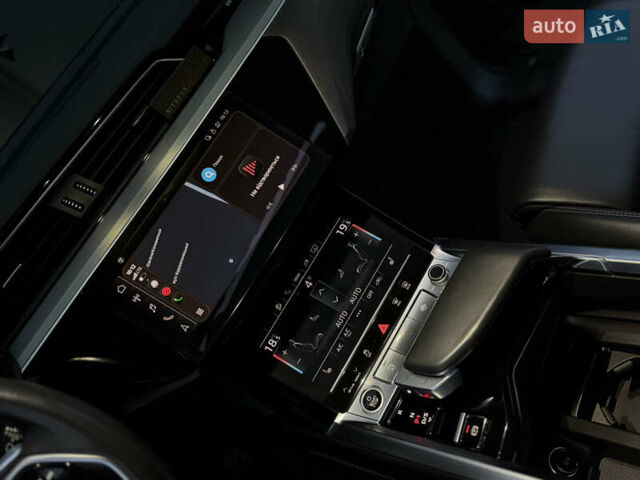 Чорний Ауді E-Tron, об'ємом двигуна 0 л та пробігом 84 тис. км за 36000 $, фото 58 на Automoto.ua