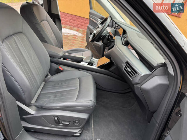 Чорний Ауді E-Tron, об'ємом двигуна 0 л та пробігом 190 тис. км за 24199 $, фото 23 на Automoto.ua