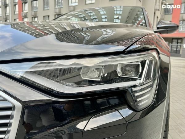 Черный Ауди E-Tron, объемом двигателя 0 л и пробегом 29 тыс. км за 57900 $, фото 9 на Automoto.ua