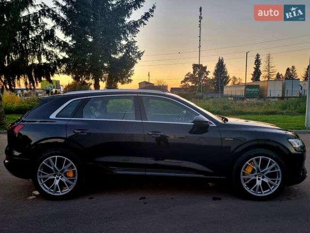 Черный Ауди E-Tron, объемом двигателя 0 л и пробегом 70 тыс. км за 32500 $, фото 4 на Automoto.ua