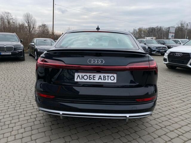 Чорний Ауді E-Tron, об'ємом двигуна 0 л та пробігом 81 тис. км за 36500 $, фото 5 на Automoto.ua