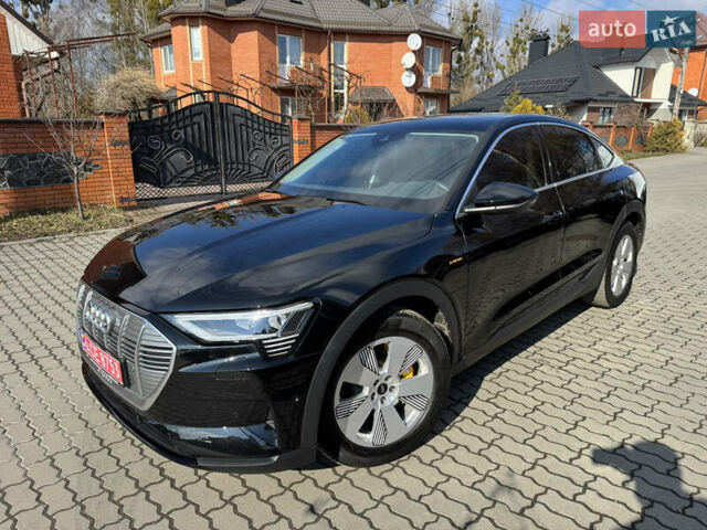 Чорний Ауді E-Tron, об'ємом двигуна 0 л та пробігом 90 тис. км за 24200 $, фото 15 на Automoto.ua