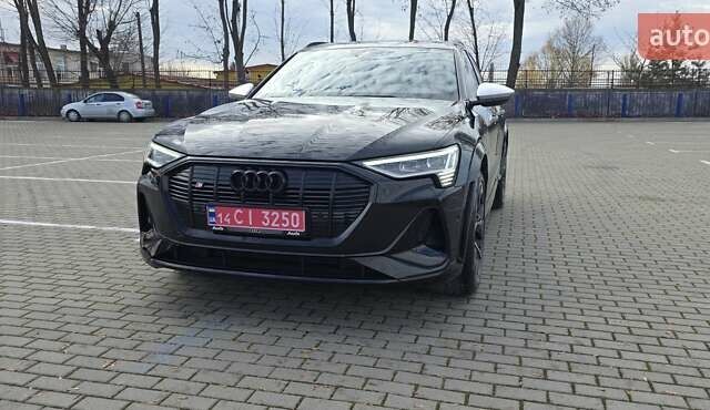 Черный Ауди E-Tron, объемом двигателя 0 л и пробегом 54 тыс. км за 43500 $, фото 6 на Automoto.ua