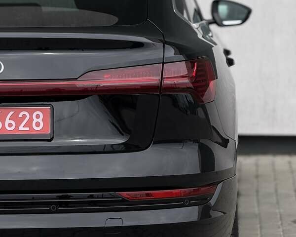 Чорний Ауді E-Tron, об'ємом двигуна 0 л та пробігом 148 тис. км за 31500 $, фото 20 на Automoto.ua