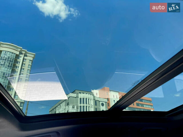 Черный Ауди E-Tron, объемом двигателя 0 л и пробегом 33 тыс. км за 53450 $, фото 28 на Automoto.ua