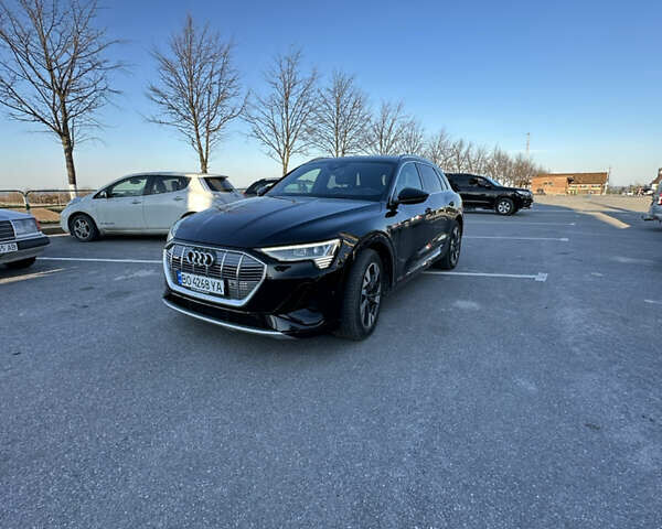 Черный Ауди E-Tron, объемом двигателя 0 л и пробегом 120 тыс. км за 32555 $, фото 1 на Automoto.ua