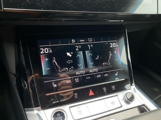 Чорний Ауді E-Tron, об'ємом двигуна 0 л та пробігом 81 тис. км за 36500 $, фото 18 на Automoto.ua