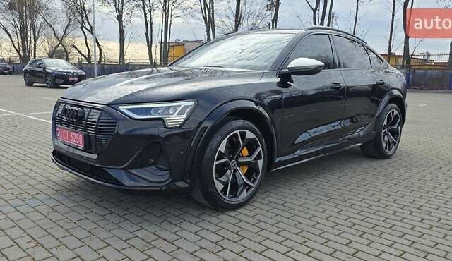 Черный Ауди E-Tron, объемом двигателя 0 л и пробегом 54 тыс. км за 43500 $, фото 45 на Automoto.ua