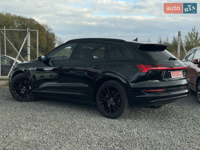 Чорний Ауді E-Tron, об'ємом двигуна 0 л та пробігом 70 тис. км за 39999 $, фото 70 на Automoto.ua