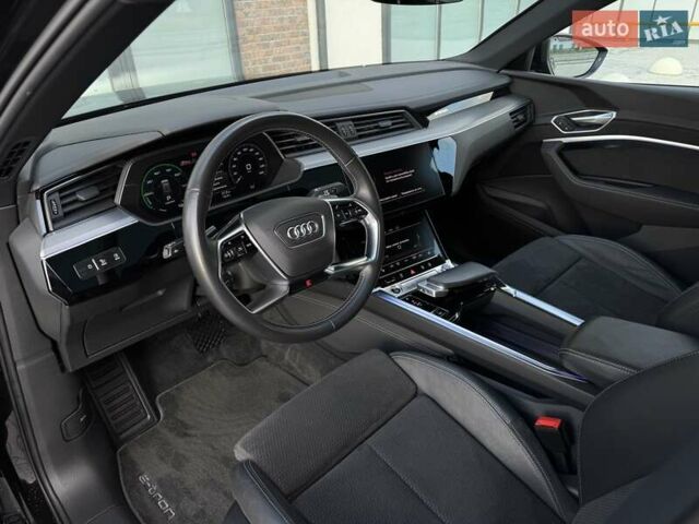 Черный Ауди E-Tron, объемом двигателя 0 л и пробегом 120 тыс. км за 29500 $, фото 40 на Automoto.ua