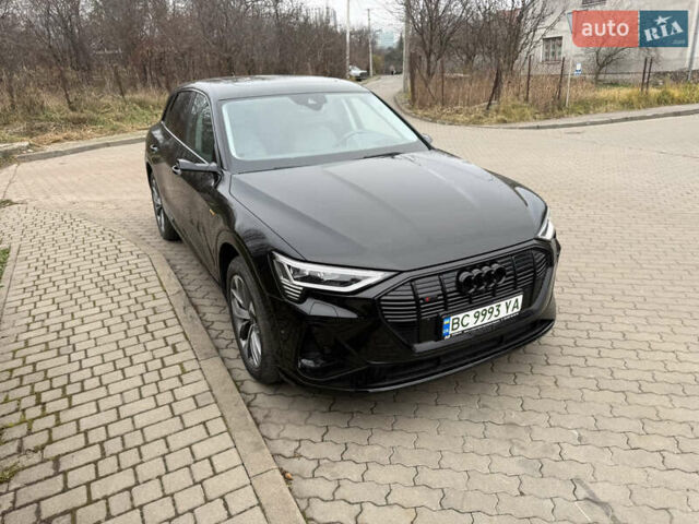 Чорний Ауді E-Tron, об'ємом двигуна 0 л та пробігом 87 тис. км за 39500 $, фото 7 на Automoto.ua