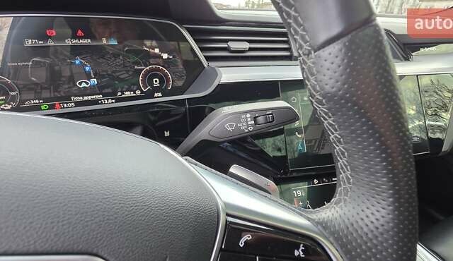 Черный Ауди E-Tron, объемом двигателя 0 л и пробегом 54 тыс. км за 43500 $, фото 101 на Automoto.ua