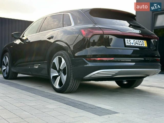 Черный Ауди E-Tron, объемом двигателя 0 л и пробегом 40 тыс. км за 26900 $, фото 19 на Automoto.ua