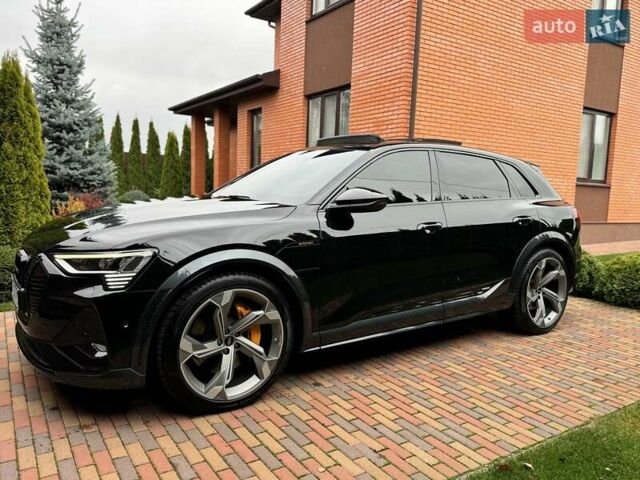 Чорний Ауді E-Tron, об'ємом двигуна 0 л та пробігом 58 тис. км за 42999 $, фото 17 на Automoto.ua