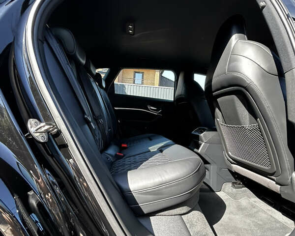 Черный Ауди E-Tron, объемом двигателя 0 л и пробегом 95 тыс. км за 39900 $, фото 18 на Automoto.ua