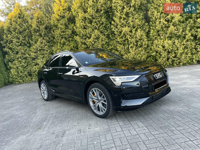 Чорний Ауді E-Tron, об'ємом двигуна 0 л та пробігом 35 тис. км за 40950 $, фото 16 на Automoto.ua