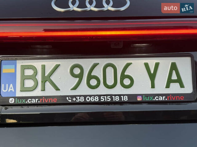 Чорний Ауді E-Tron, об'ємом двигуна 0 л та пробігом 155 тис. км за 28500 $, фото 6 на Automoto.ua