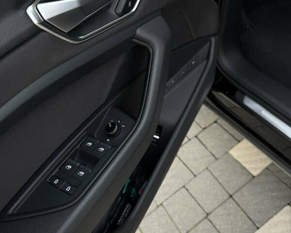 Черный Ауди E-Tron, объемом двигателя 0 л и пробегом 79 тыс. км за 26000 $, фото 26 на Automoto.ua