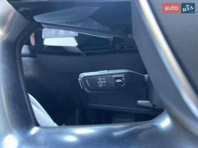 Чорний Ауді E-Tron, об'ємом двигуна 0 л та пробігом 35 тис. км за 40950 $, фото 31 на Automoto.ua
