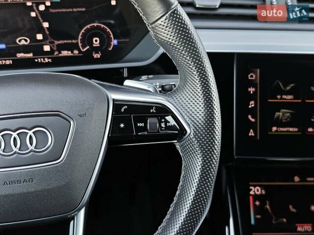 Чорний Ауді E-Tron, об'ємом двигуна 0 л та пробігом 34 тис. км за 49499 $, фото 37 на Automoto.ua