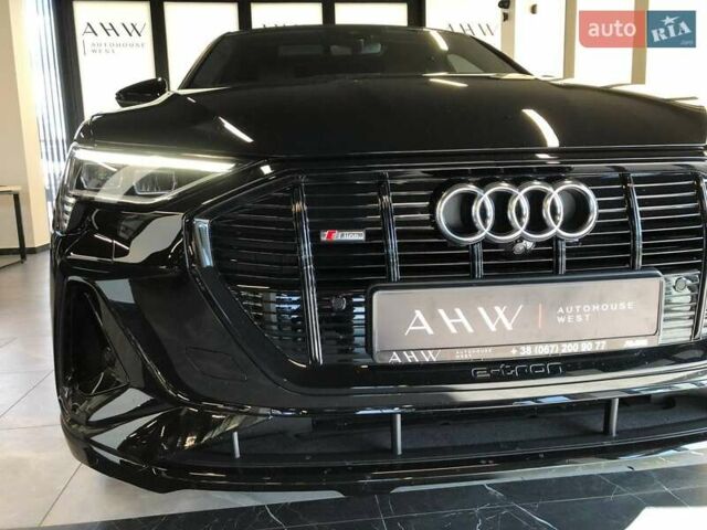 Черный Ауди E-Tron, объемом двигателя 0 л и пробегом 68 тыс. км за 39900 $, фото 2 на Automoto.ua