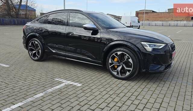 Черный Ауди E-Tron, объемом двигателя 0 л и пробегом 54 тыс. км за 43500 $, фото 14 на Automoto.ua